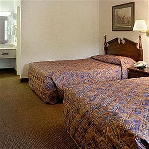 Econo Lodge Форест-Сити Экстерьер фото