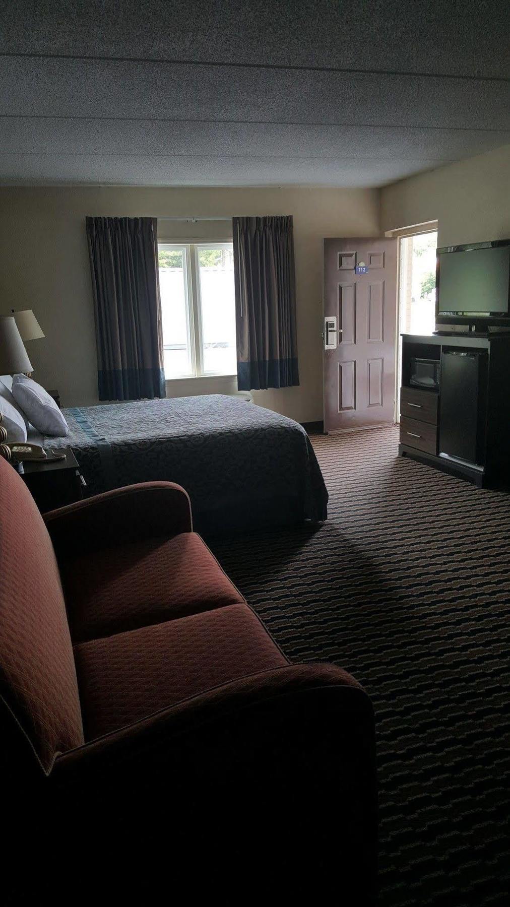 Econo Lodge Форест-Сити Экстерьер фото